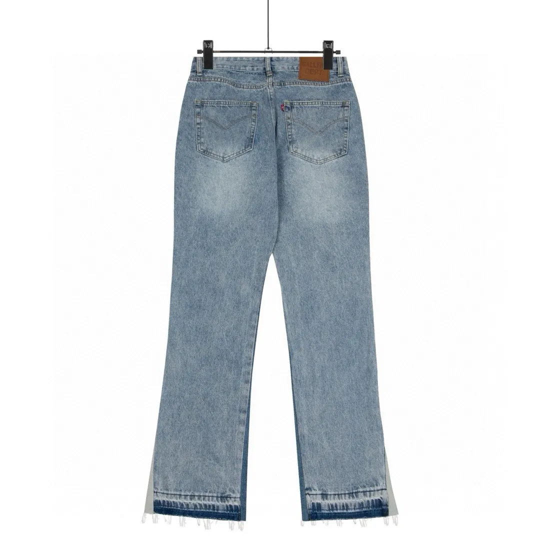 #8018 P246💰 GALLERY DEPT. LA Flared The first generation of Vintage spliced loose washed flared jeans - Original purchased and patterned to truly restore the ultimate texture of Vintage - Original hardware accessories, washed and other elevators, QR code analysis are all purchased from the original factory, high degree of restoration, you are welcome to compare with a certain product~ - Three-dimensional version Loose and comfortable, not picky about the figure, taller and slimmer, factory Seiko, original factory quality control, same style for men and women, can be matched with couples Versatile recommendation: must-have jeans for all seasons - Sizes: 28 30 32 34 36
